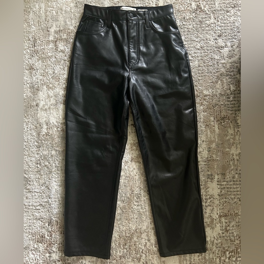 Abercrombie & Fitch Women’s Black Faux Leather Ankle Straight High Rise Pants